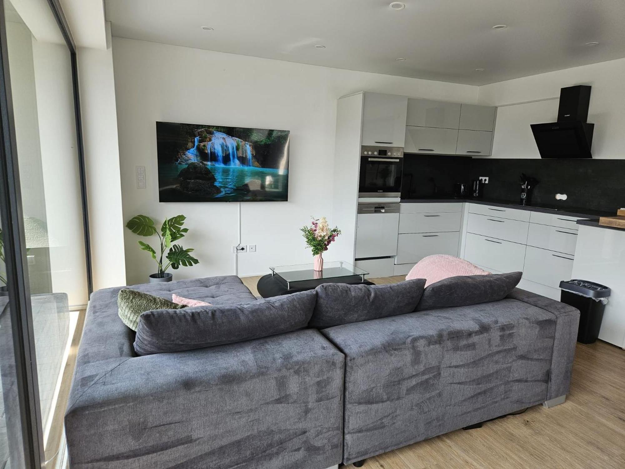 Stilvolle Wohnung Mit Blick Und Selbst-Check-In バート・ベルレブルク エクステリア 写真